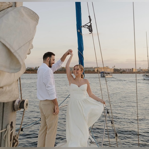 House of CB — Amorata Cream Strapless Pleated Dress - Picture 8 of 8